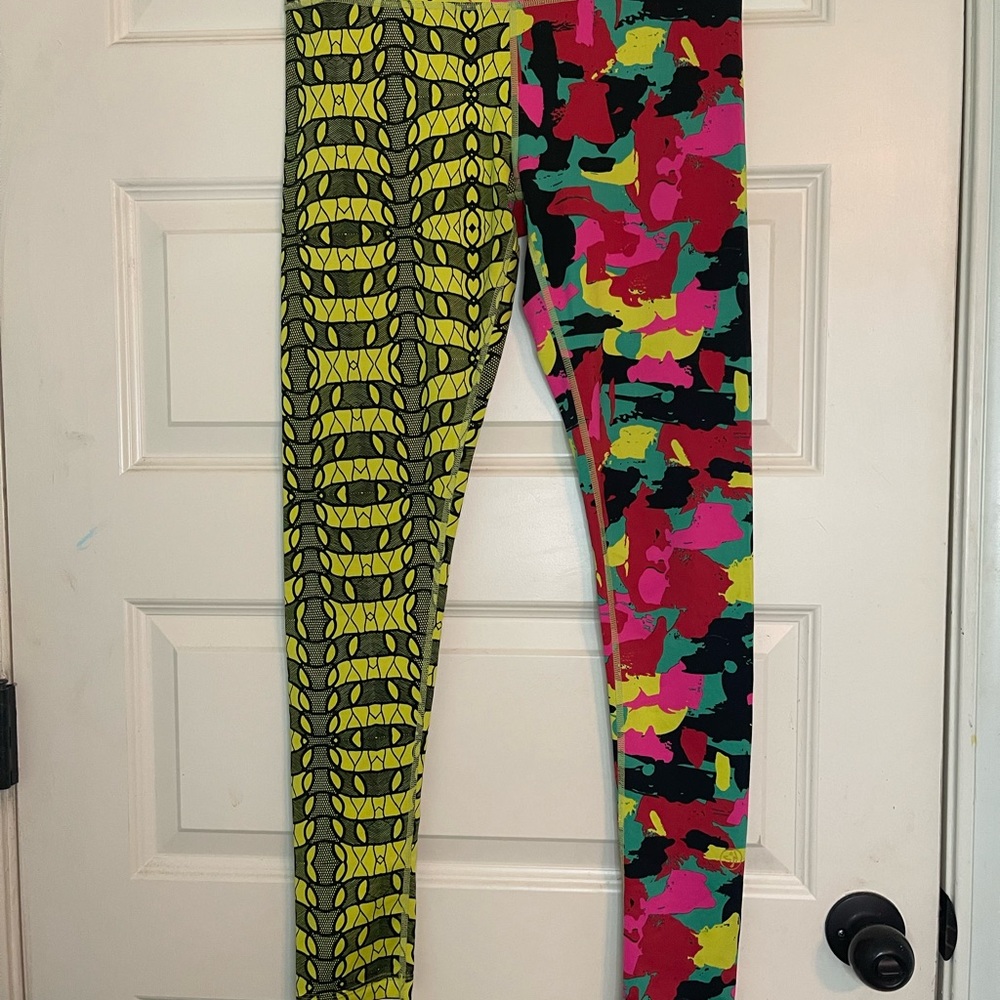 ZUMBA LEGGINGS Medium colorful